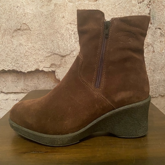 Saute Mouton Brown Suede Wedge Winter Boots - Picture 1 of 7